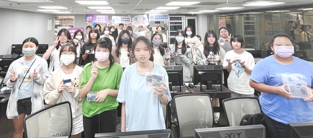 《2025女孩玩很大：STEM大冒險—工程篇》台灣女科技人學會