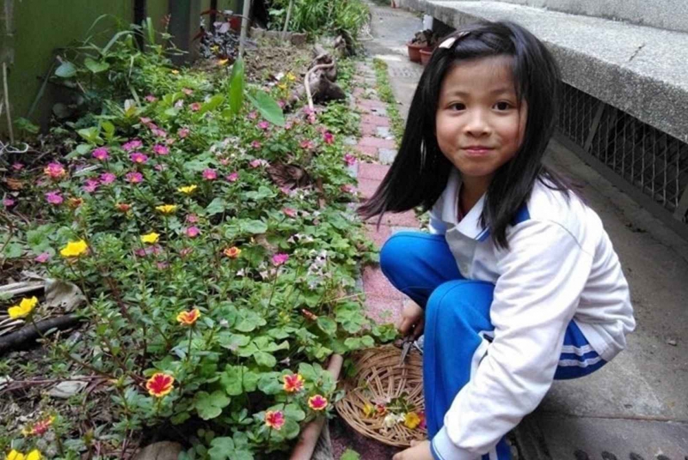 萬一疫情使城市斷糧⋯⋯她跑遍學校教孩子種可食植物，讓荒地變「飲食花園」